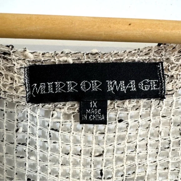 Vintage Open Knit Oatmeal Beige Boho Indie Hipster Big Button Cardigan Sweater - Picture 4 of 8